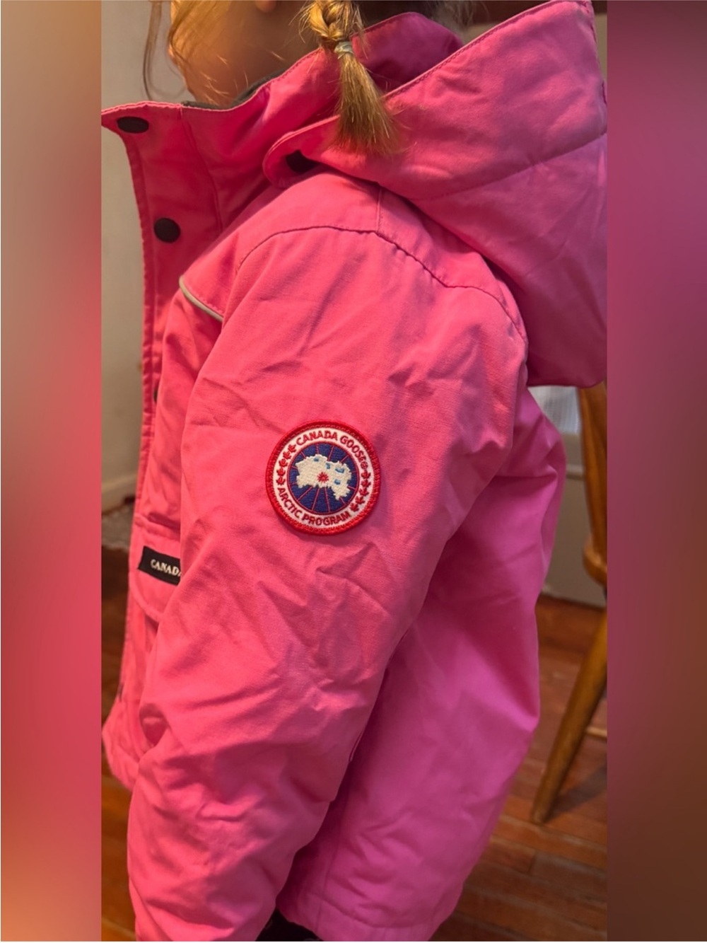 Canada Goose Lynx parka Bright Pink Hooded Puffer Jacket
Size 4-5 kids' puffer - Picture 7 of 8